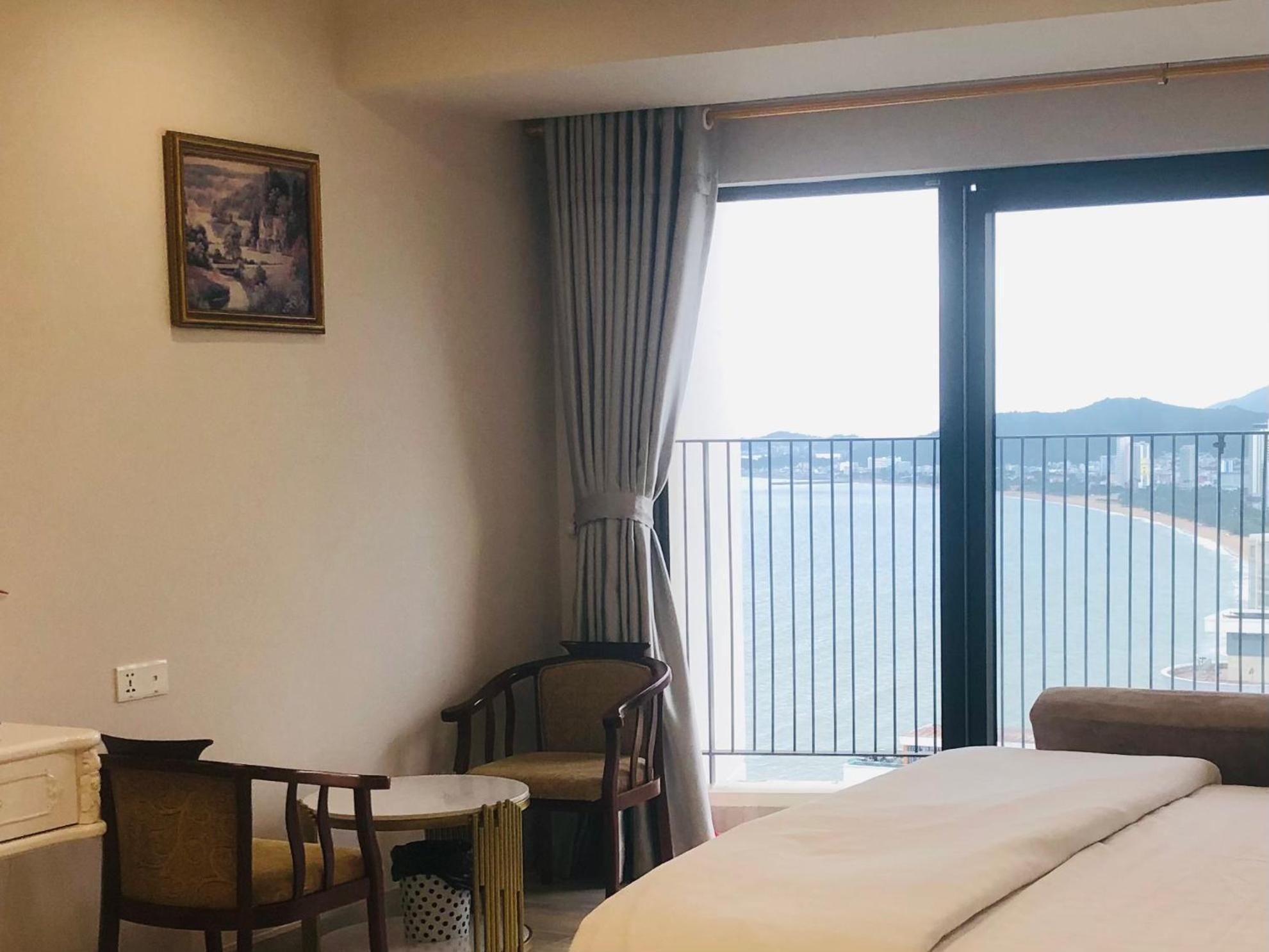 Can Ho Gold Coast O Nha Trang View Bien - Vivastay Bagian luar foto