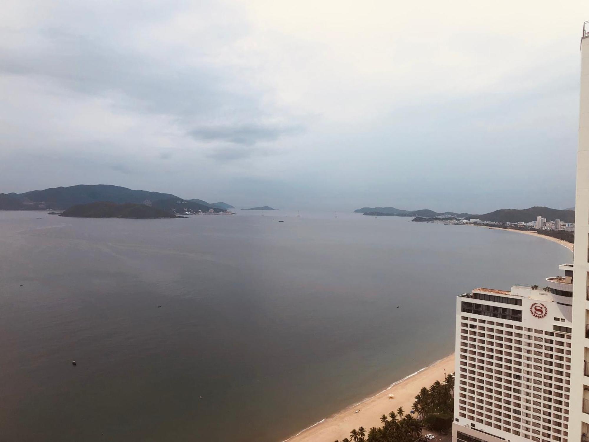 Can Ho Gold Coast O Nha Trang View Bien - Vivastay Bagian luar foto